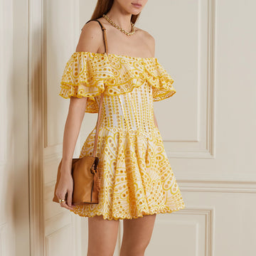 Woochic robe courte  brodée col bateau à manches bouffantes et découpe jaune S